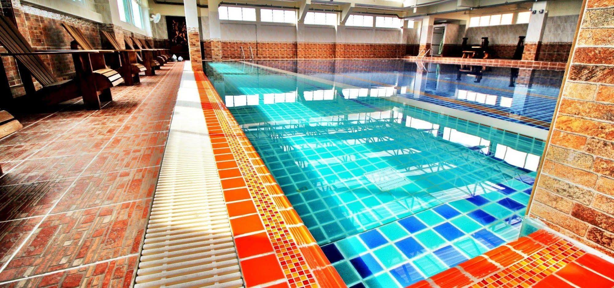 Ac Sport Village Bangkok Exterior photo